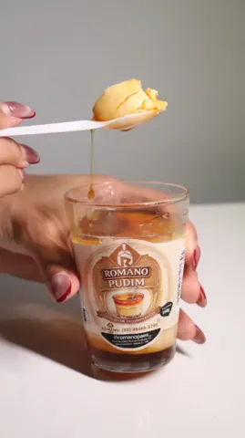 Pudim no copo Romano